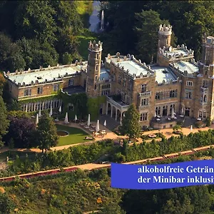 Hotel Schloss Eckberg ****
