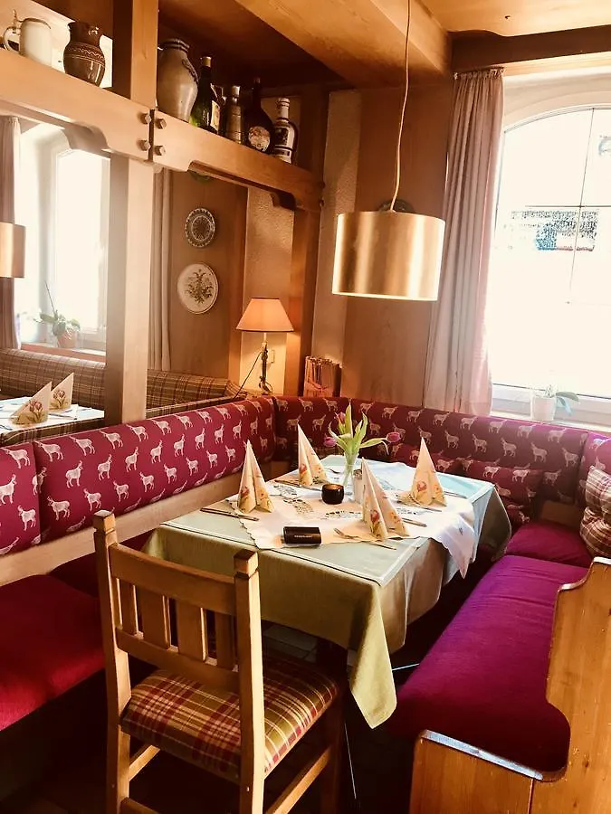 Hotel Zum Engel Mespelbrunn