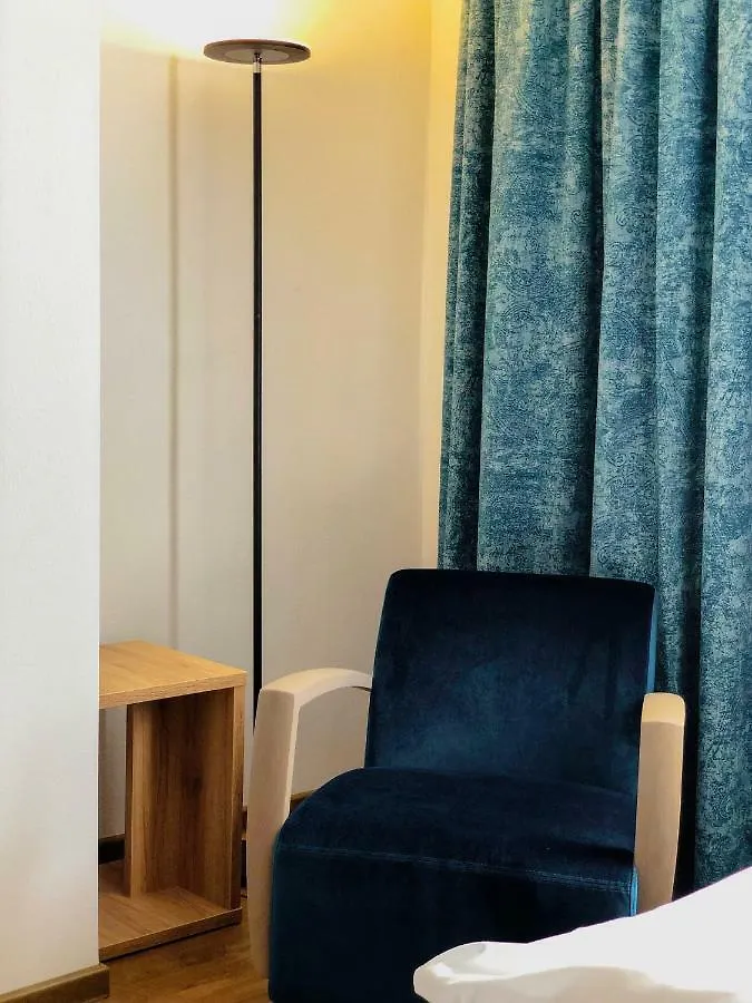Hotel Zum Engel Mespelbrunn